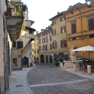 Apartament Casa Fontana Del Delfino, Bergamo